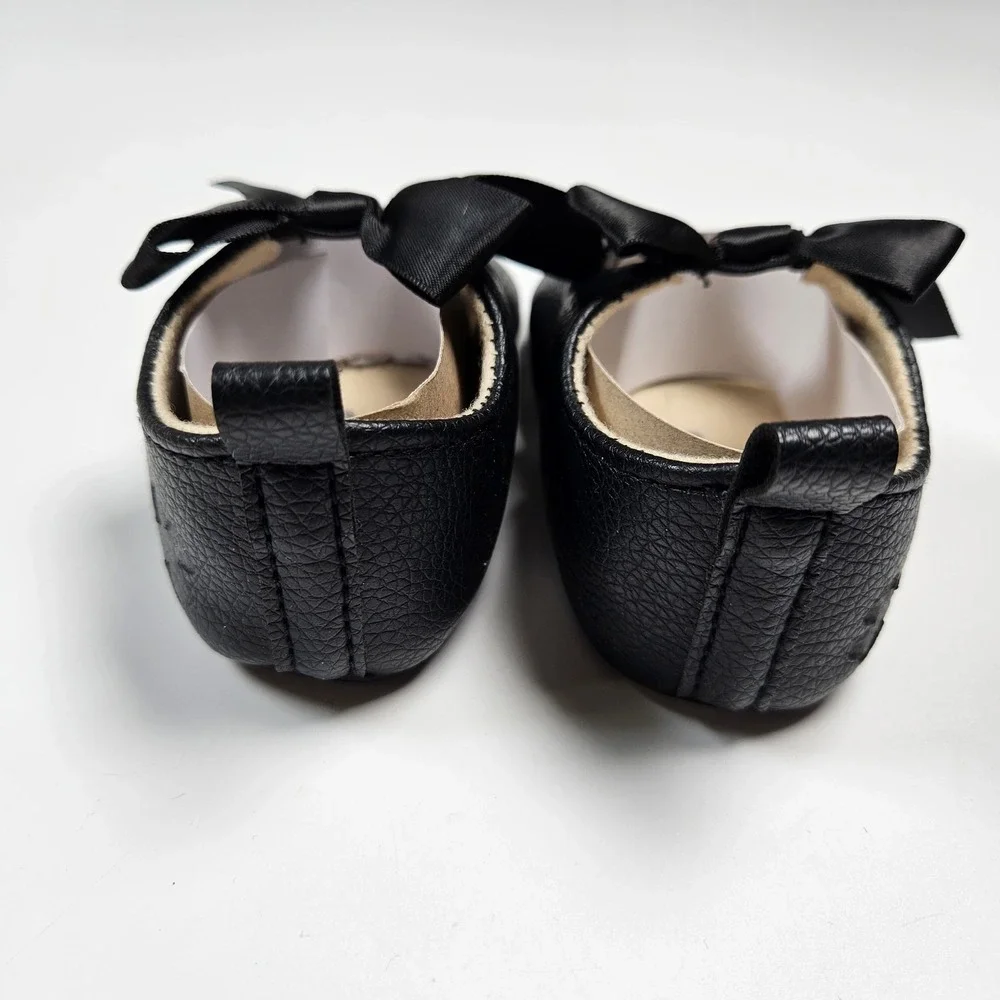 Lucky Brand Mary Jane Flats‎ Girls 3 Black Bow Satin Ribbon Crib Shoes 6-9m NEW